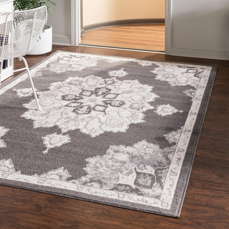 Oriental Indoor Rug, Rectangle 2' x 3'