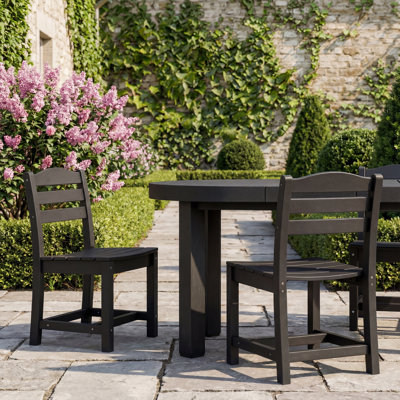 Chaises de salle à manger d'extérieur en PEHD (ensemble de 2)