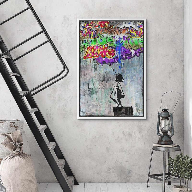 Petite fille étiquetant Banksy sur toile, H 36 po x l 24 po, Reproduction avec cadre flottant, Blanc