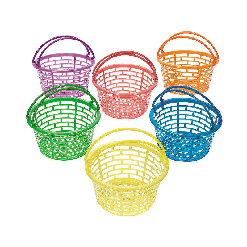 The Holiday Aisle® Chassin Plastic Decorative Basket