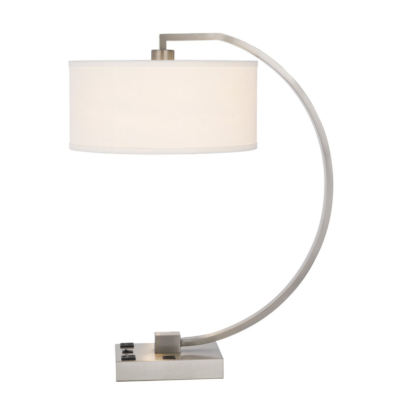 Lampe de bureau 100 W en métal 26 po H avec port de charge USB et 2 prises de courant