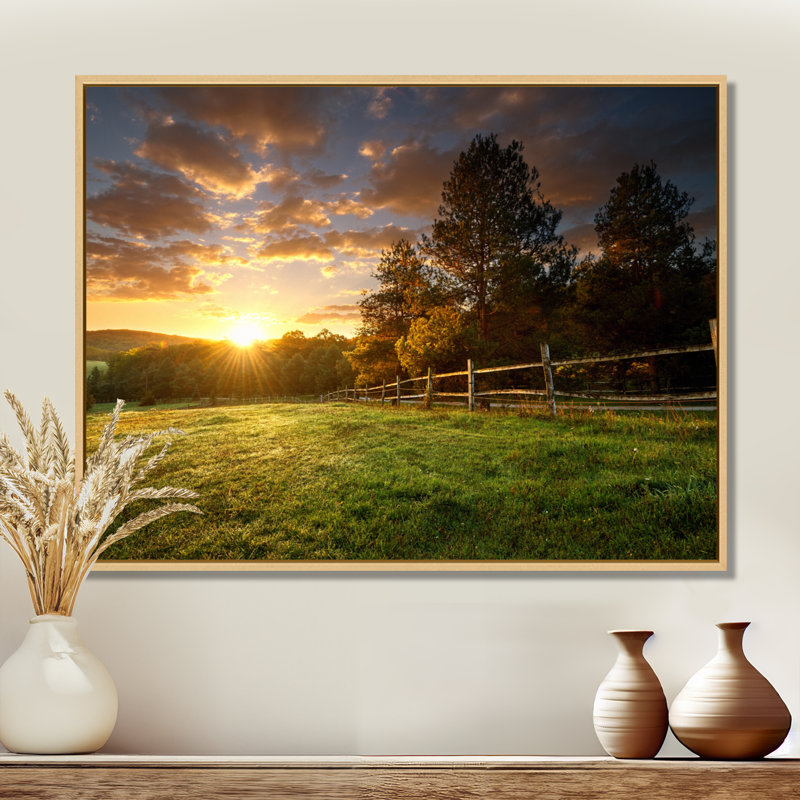 «Fence Ranch at Sunrise», reproduction de photo, H 30 po x l 40 po, Reproduction avec cadre flottant, Maple