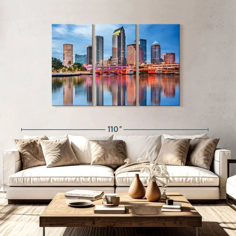 Sireci Tampa, 48" H x 74" W