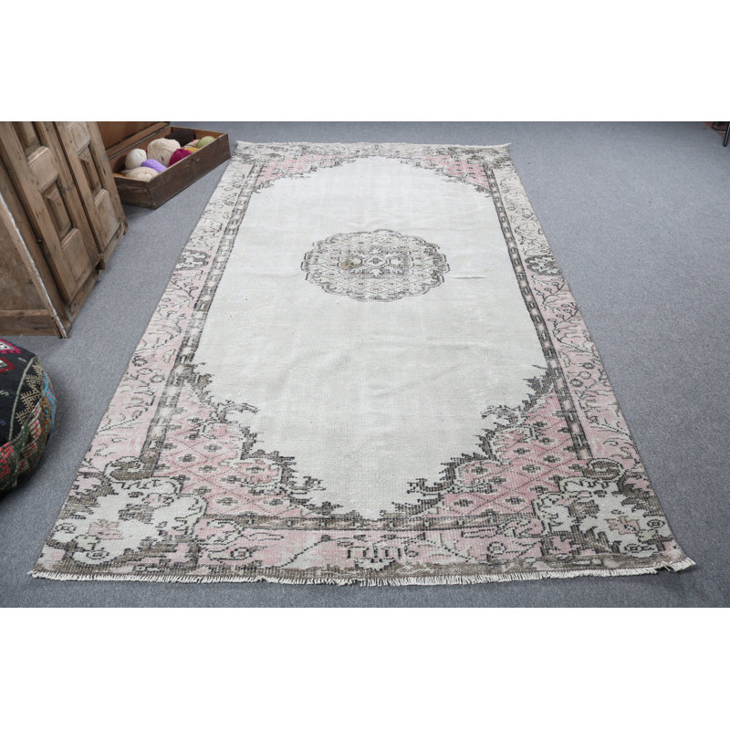 Tapis turc Oushak rétro fabriqué à la main en rose pastel idéal pour les espaces de vie élégants