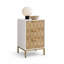 Armoire d'appoint moderne à 3 tiroirs avec façade en bois géométrique, poignées dorées et pieds en métal