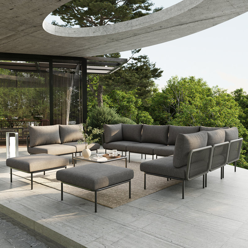 Ensemble de meubles de patio en aluminium 11 pièces Latitude Run®, canapé modulaire moderne avec table basse et coussin épais