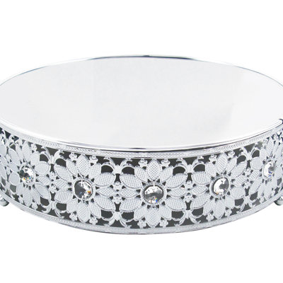 Suwanee Cake Stand