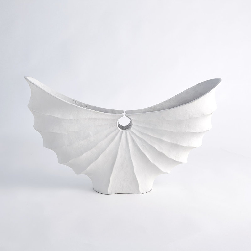 Atlantis Centerpiece-Matte White, 16" H x 6.5" W x 27" D