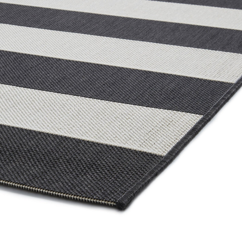 Machine Woven Black/White Rug, Rectangle 120 x 170cm