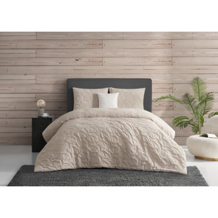 Lorea 4 Piece Comforter Set