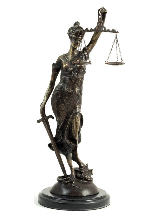Figurine Levi Lady Justice
