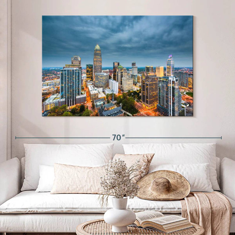 Nicci Charlotte Blue Hour, H 34 po x l 51 po