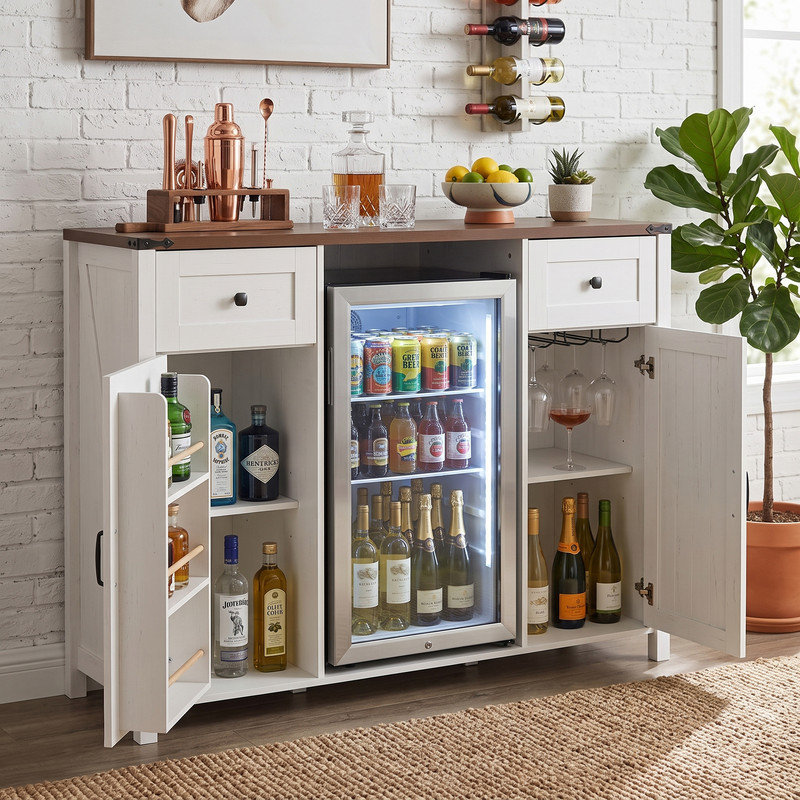 Buffet de 53 po avec buffet cannelé et barre de café avec prise intégrée et mini-réfrigérateur, Blanc