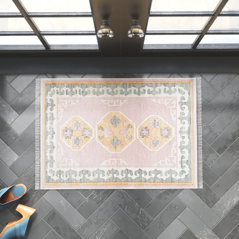 Ferrand Oriental Hand Woven Wool Area Rug in Pink/Yellow/Slate, Rectangle 2' x 3'