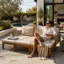 Canapé-lit d'extérieur convertible pour patio avec structure en bois d'acacia et coussins imperméables pour une utilisation polyvalente-133392093