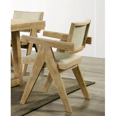 Deux fauteuils de salle à manger pour le salon