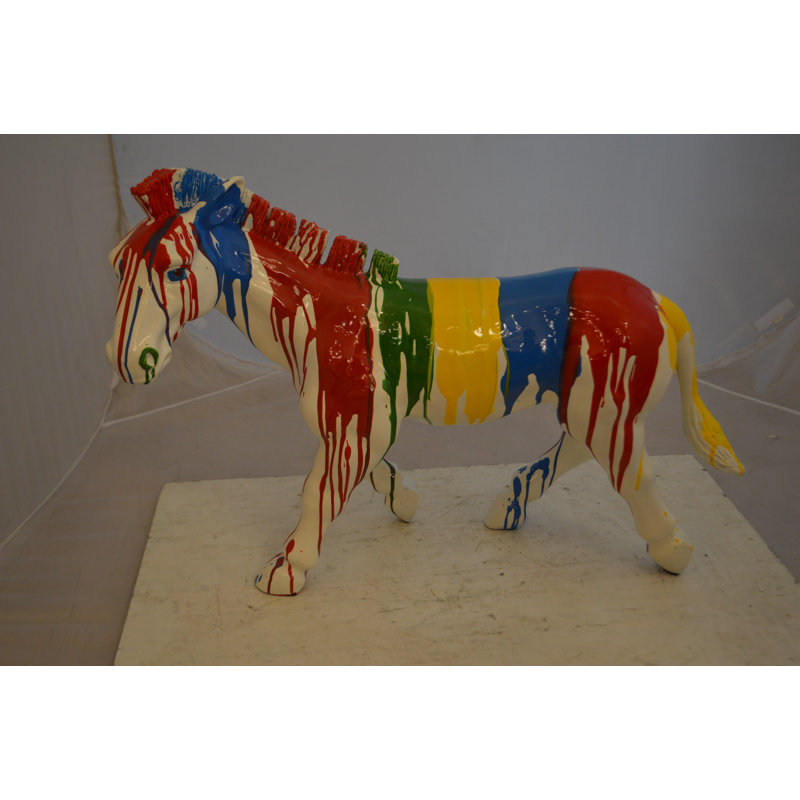 Statue en résine zébrée de couleur Modern Art - Taille: L 29 po x l 12 po x H 22 po.