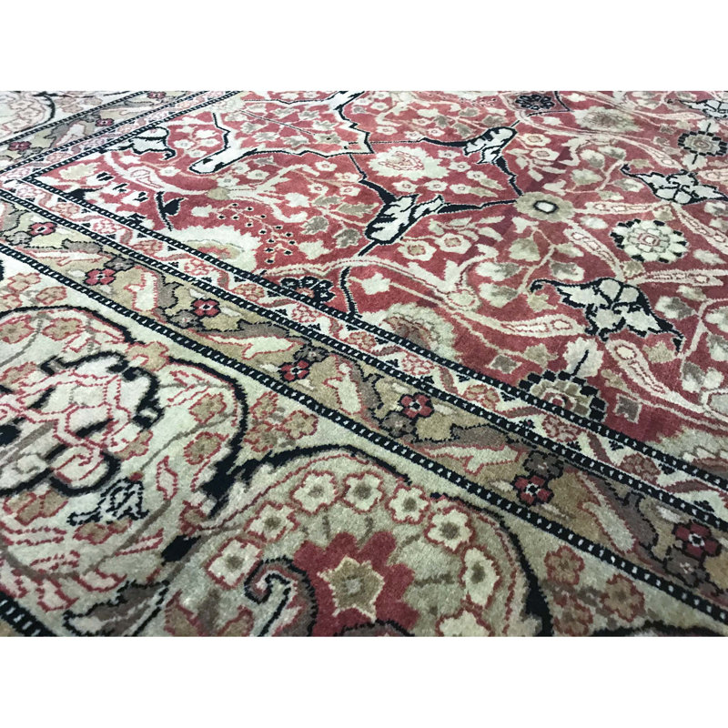 Avalon Wool Oriental Area Rug in Red/Beige/Green