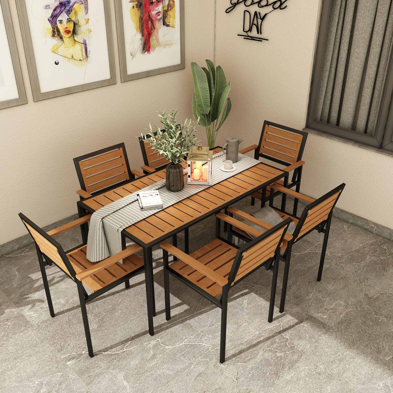Ensemble de table et chaises de jardin 7 pièces, couleur teck, bois de pin massif avec pieds en métal (1 table: 59,1 po x 29,5 po x 31,5 po, 6 chaises: 21,7 po x 17,7 po x 17,7 po) | Durable, élégant, parfait pour les repas en plein air et la détente, assemblage facile