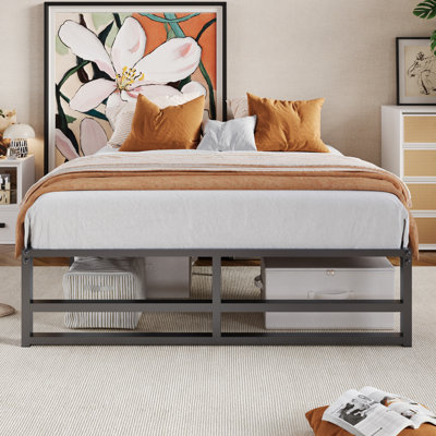 Base de lit en acier robuste de 14 po Kiliam - aucun sommier nécessaire - taille simple / grand / double