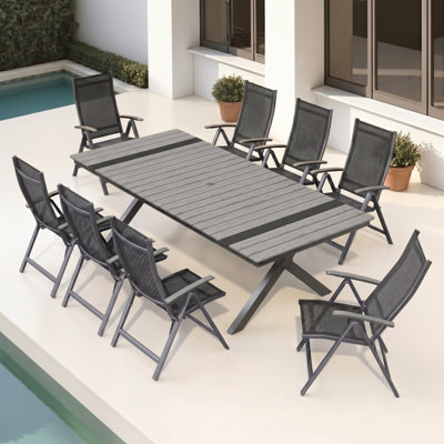 Ensemble repas pour 8 personnes en aluminium avec chaises inclinables pliées et trou pour parasol