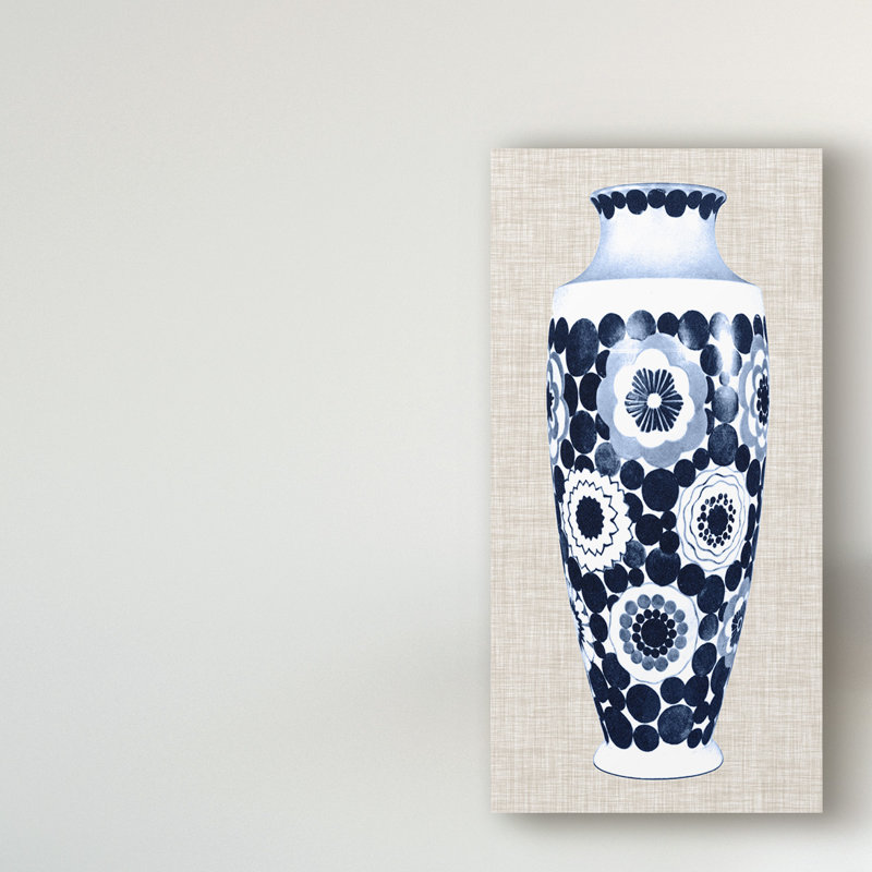 « blue & white vase v », reproduction de peinture acrylique sur toile tendue, H 47 po x l 24 po x P 2 po
