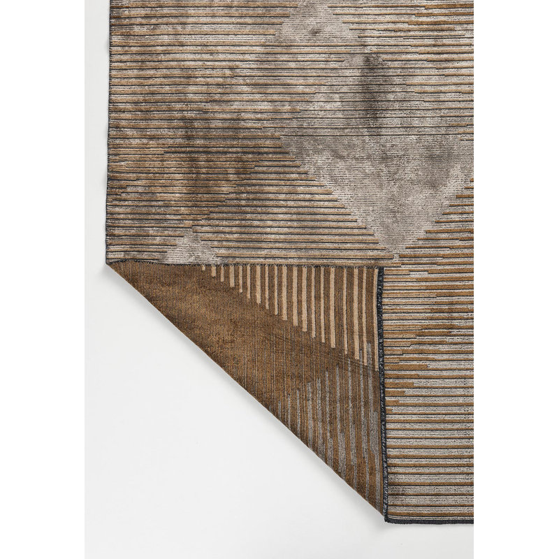 Contemporain à grand losange géométrique asymétrique, Rectangle 6 pi 7 po x 8 pi 3 po