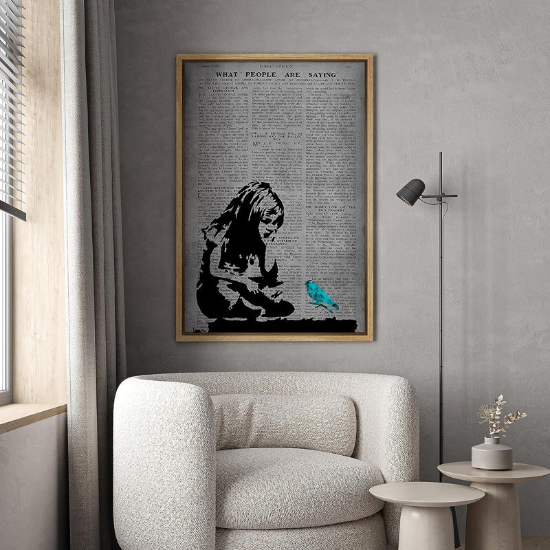Journal Banksy Girl sur toile, H 36 po x l 24 po x P 1,5 po, Cadre naturel flottant