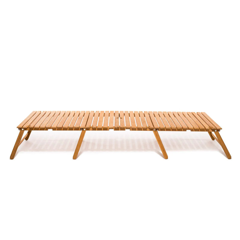 Longue table pliante