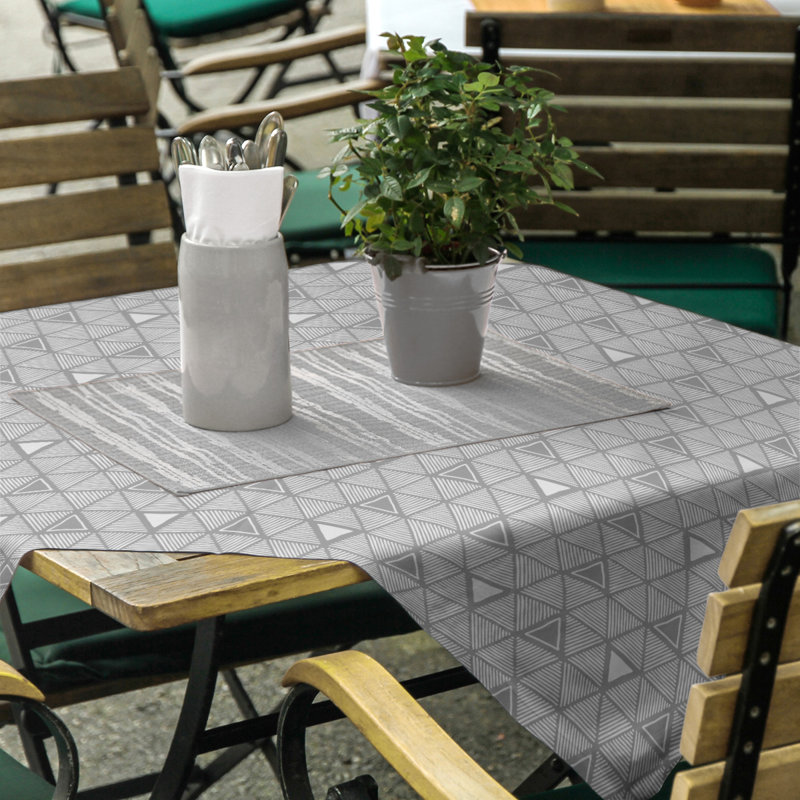 Classic Hand Drawn Triangles Tablecloth, Gray