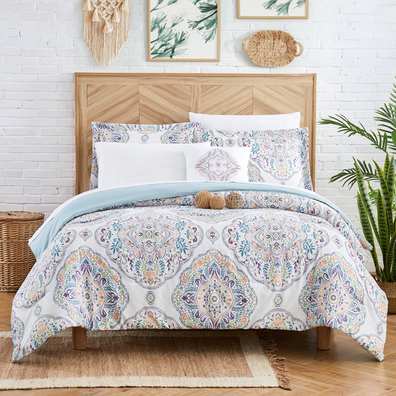 Modern Threads - Castell Collection Comforter Set - Reversible Microfiber - Elegant Printed 8-Piece Bed Set - Includes Comforter, Sheets, Shams, & Pillow - Luxurious Bedding