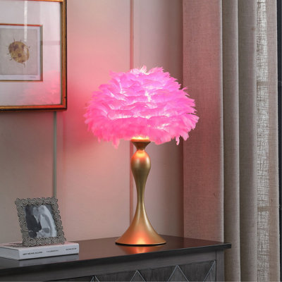 Lampe de table 18,25 po en plumes roses chaudes Aquina