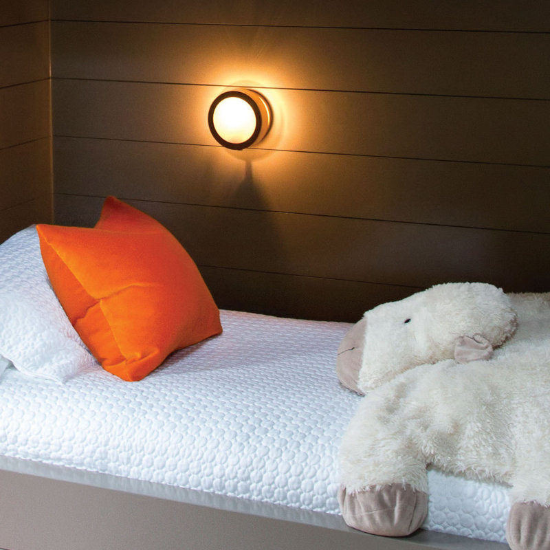 Putnam Steel Flush Mounted Sconce, Heritage Brass