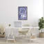Vase Chinoiserie sur cadre flottant bleu, design par Hannah Byatt-1454358575-1454358574