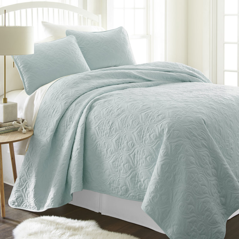 Pale Blue Full Microfiber Damask Quilt Set