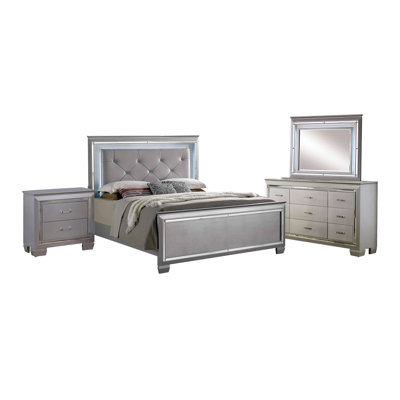 Ensemble de chambre avec très grand lit californien 4 pièces Kae, garniture à DEL et miroir, argent champagne