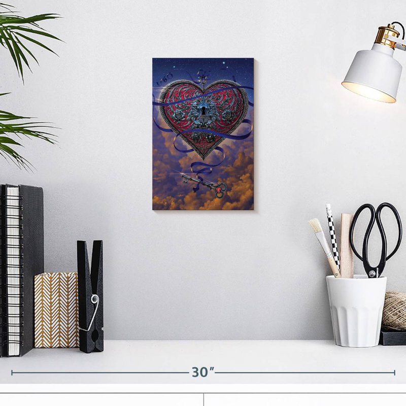 Hardie Heart And Key, 12" H x 8" W