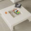 Table basse moderne carrée avec compartiment de rangement