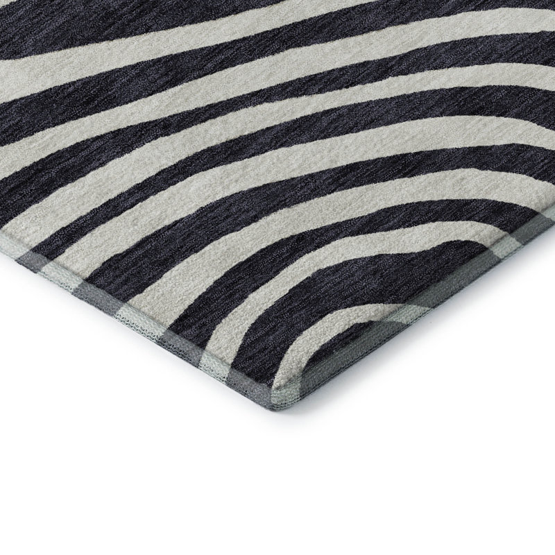 Premium Machine Washable Prisco Black Rug, Rectangle 5' x 7'6"