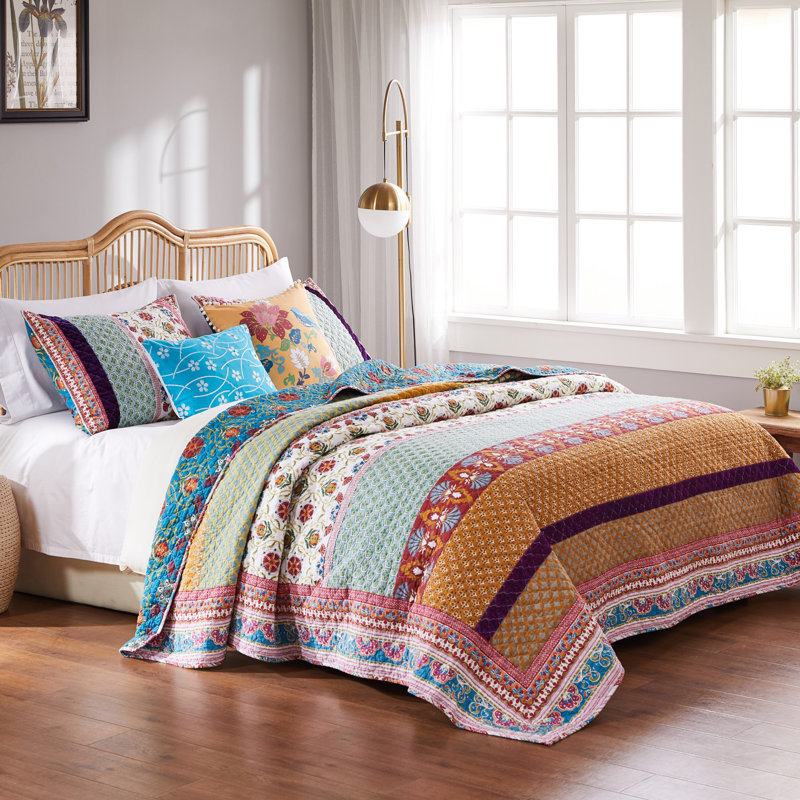 Thalia Full Blue Cotton Reversible Quilt Set with Embroidery