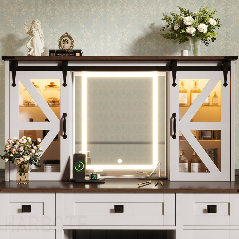 (Tabouret non inclus) Meuble-lavabo de ferme avec miroir éclairé, coiffeuse avec station de charge, coiffeuse avec porte de grange coulissante, tablettes cachées, 3 tiroirs et 4 armoires
