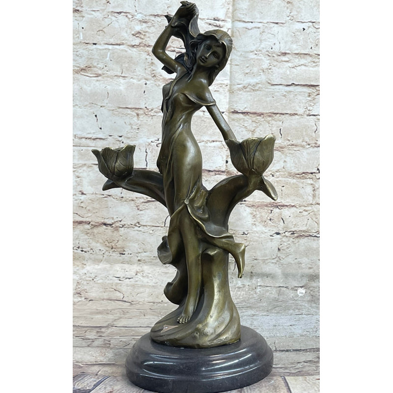 Figurines et sculptures Ayiden