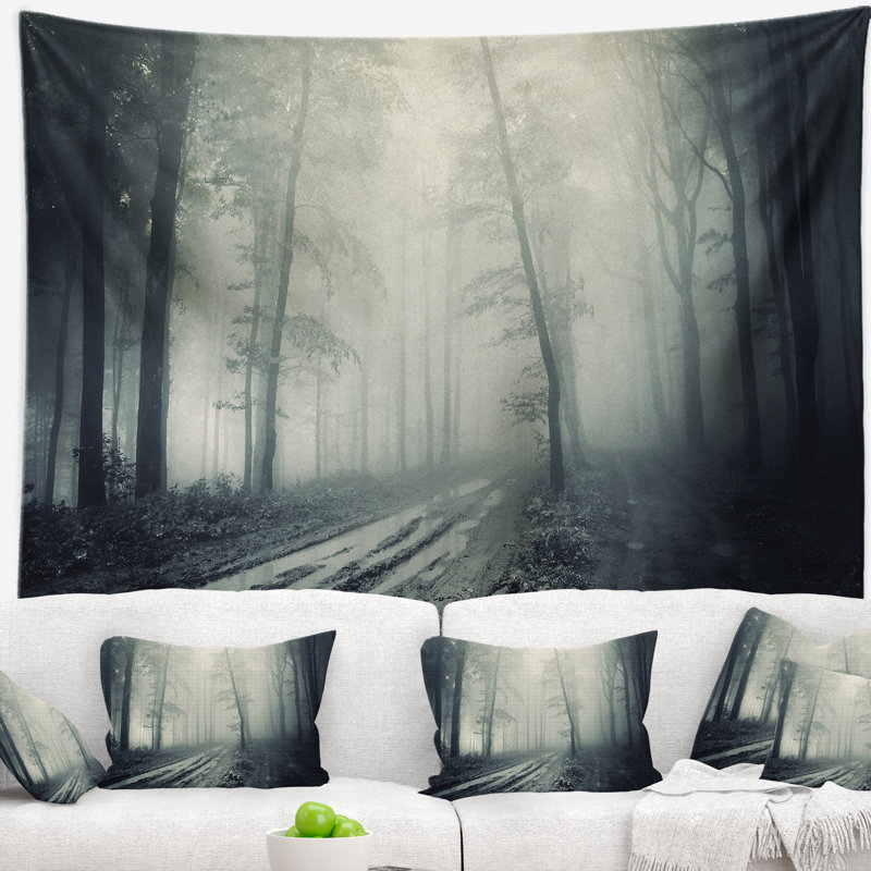 Effrayant éclairé de polyester, forêt foncée avec tapisserie à brouillard avec accessoires de suspension inclus