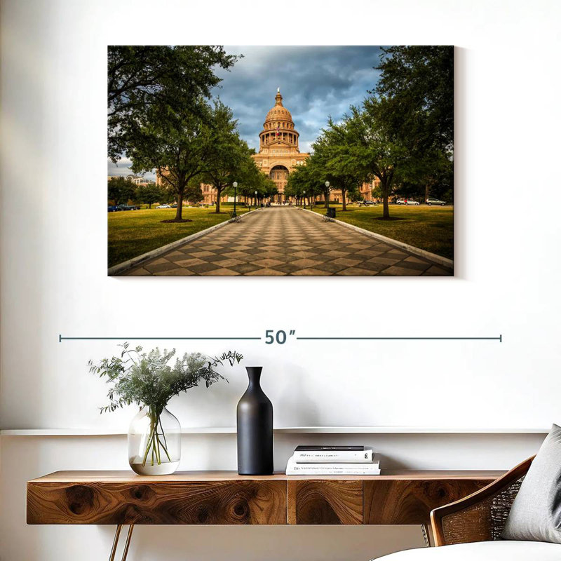 Ravi, Texas State Capitol, H 26 po x l 39 po