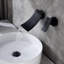 Robinet de meuble-lavabo mural avec large bec en cascade-115745097