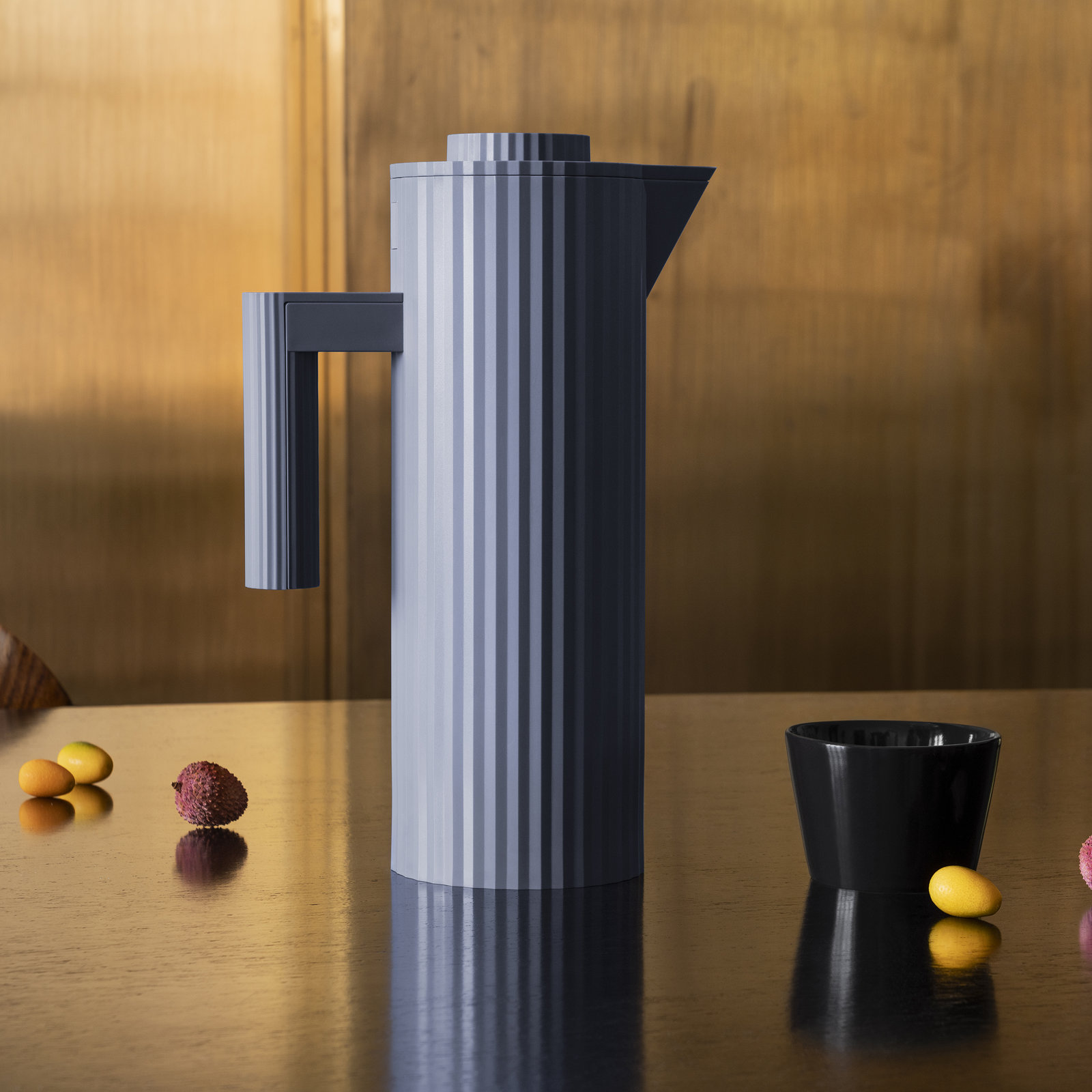 Plissé Thermo Insulated Jug, Gray