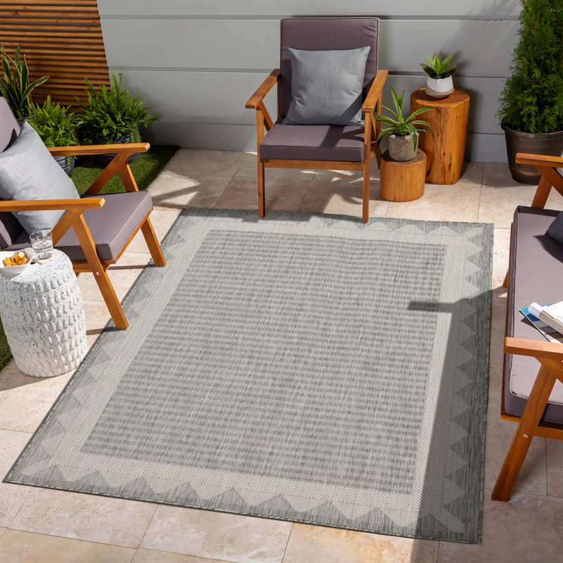 Tapis intérieur / extérieur 5 pi 3 po x 7 pi 3 po, Rectangle 5 pi 3 po x 7 pi 3 po
