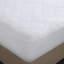 Le coton simple TG offre une surface de couchage confortable qui absorbe et vous garde au frais