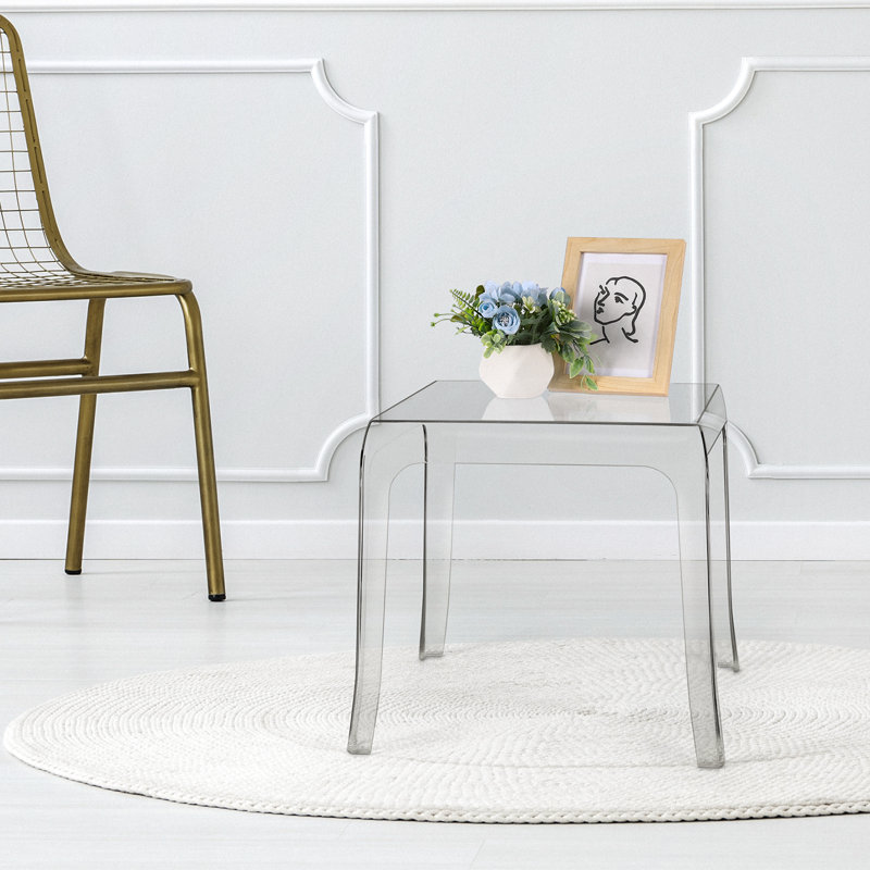 Table basse en acylique
