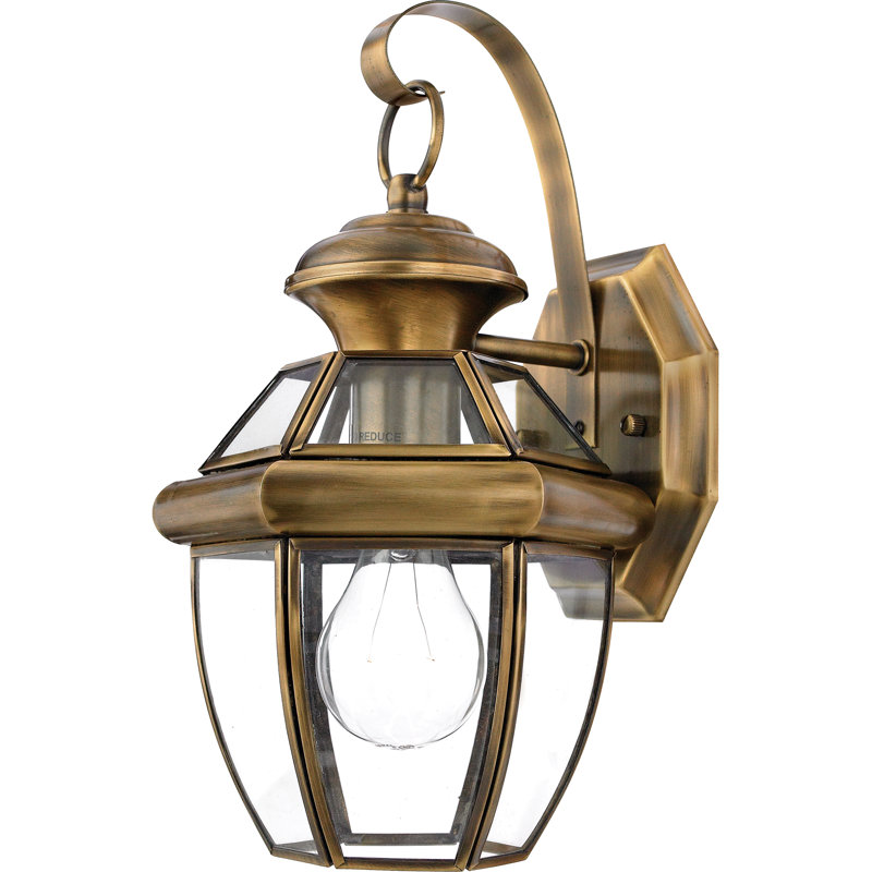 Lanterne murale d'extérieur biseautée Newbury, Laiton antique, H 11,5 po x l 7 po x P 6,75 po
